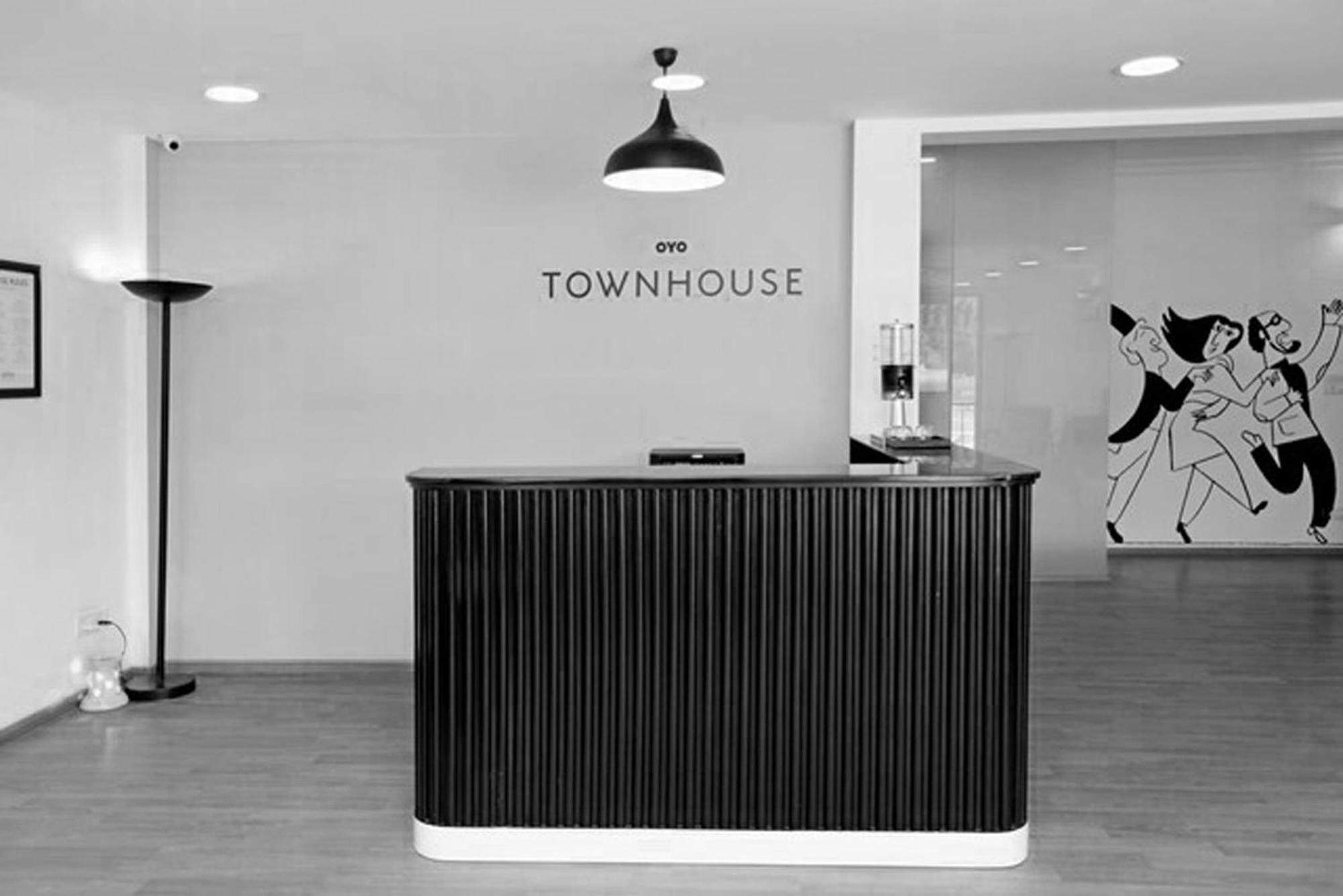 Oyo Townhouse 17 Huda City Center Near Leisure Valley Park Gurgaon Dış mekan fotoğraf